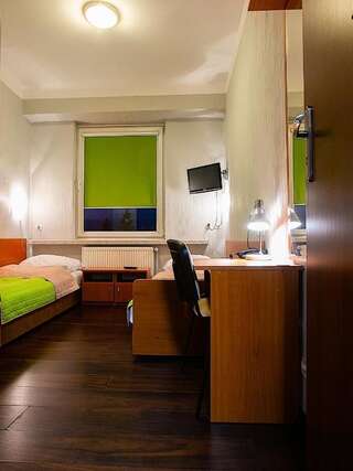 Отели типа «постель и завтрак» Premium Bed & Breakfast Мелец Двухместный номер с 2 отдельными кроватями и собственной ванной комнатой-1